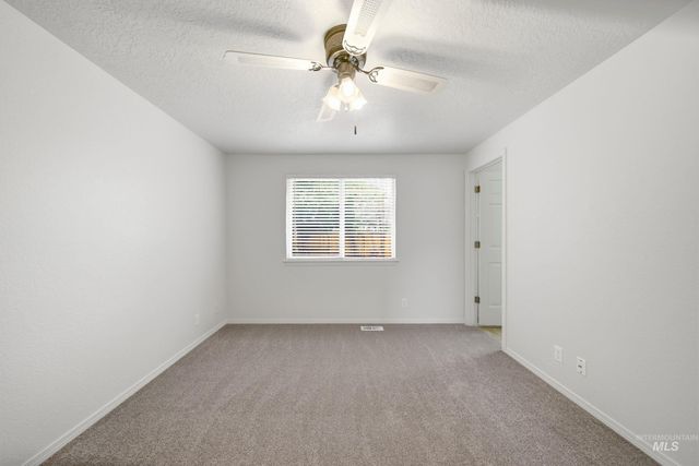 691 N Tidwell Way, Meridian, ID 83642