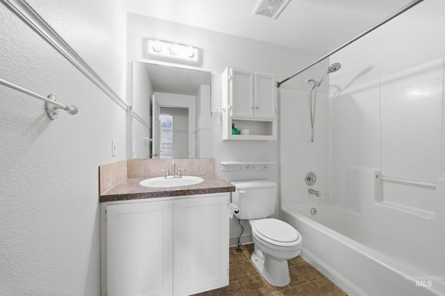 691 N Tidwell Way, Meridian, ID 83642