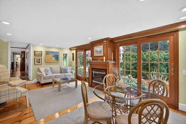 9 Gray Birch Road, Sandwich, MA 02537