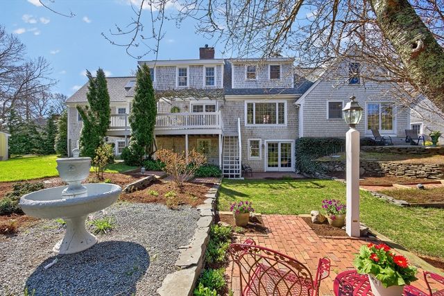 9 Gray Birch Road, Sandwich, MA 02537