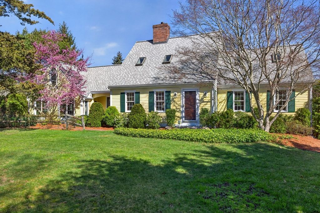 9 Gray Birch Road, Sandwich, MA 02537