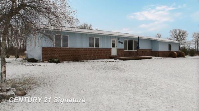 4625 E Hibbard Road, Corunna, MI 48817