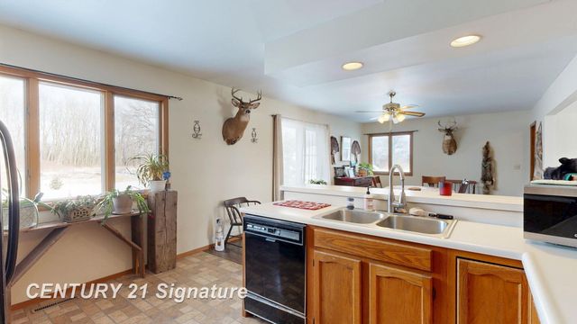 4625 E Hibbard Road, Corunna, MI 48817