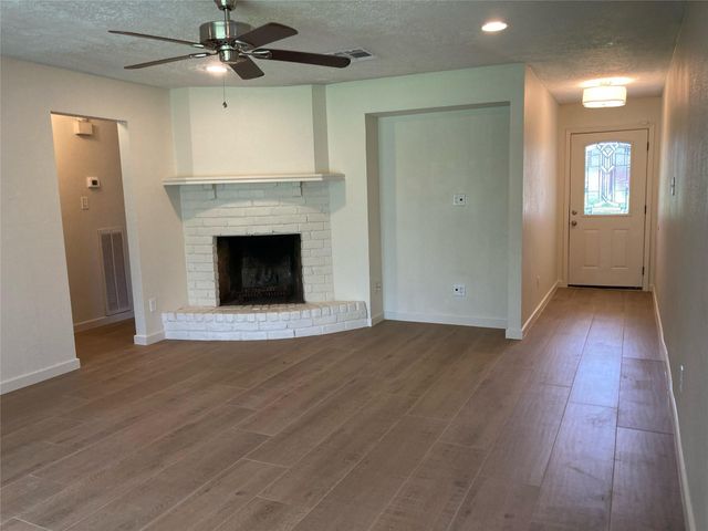 16727 Bougainvilla Lane, Friendswood, TX 77546