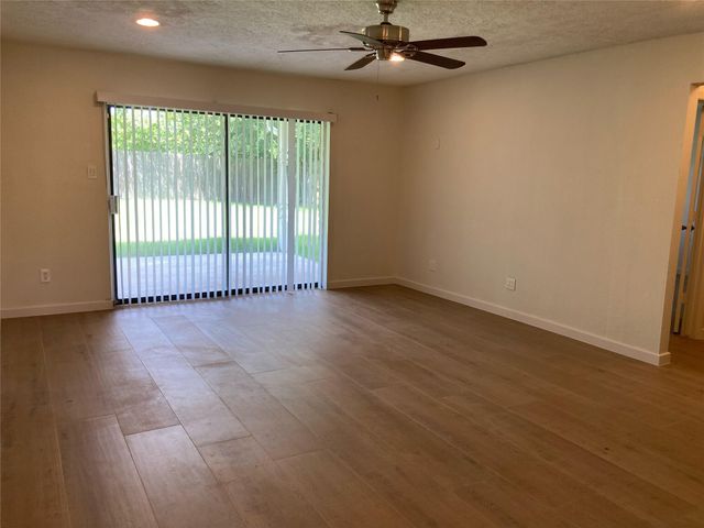16727 Bougainvilla Lane, Friendswood, TX 77546