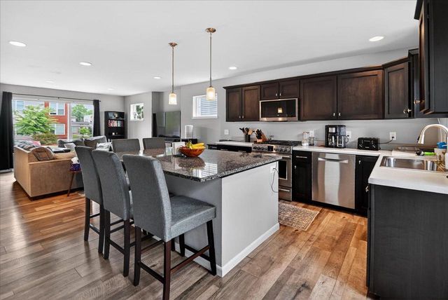117 Milky Way, Madison, WI 53718