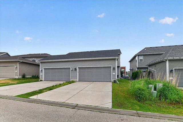 117 Milky Way, Madison, WI 53718