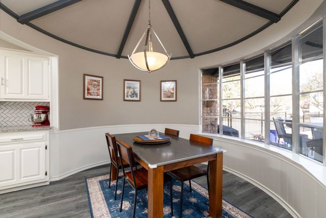 1813 Lakeside Drive, Arlington, TX 76013