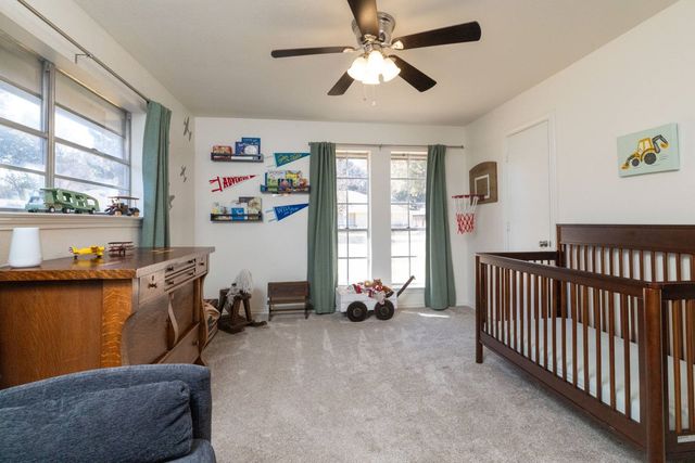 1813 Lakeside Drive, Arlington, TX 76013