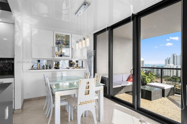 19667 Turnberry Way 20B, Aventura, FL 33180