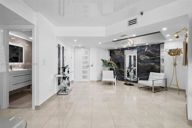 19667 Turnberry Way 20B, Aventura, FL 33180