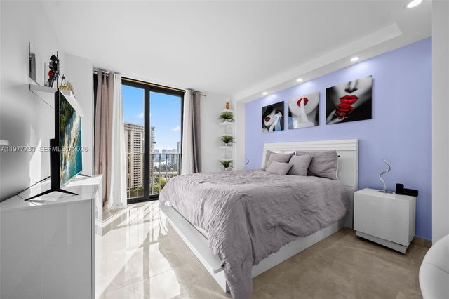 19667 Turnberry Way 20B, Aventura, FL 33180