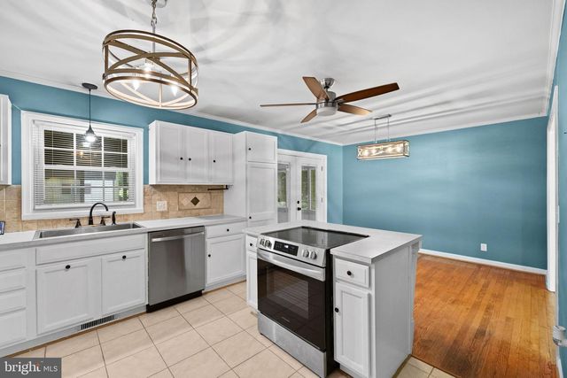 498 BROOKE RD, Fredericksburg, VA 22405