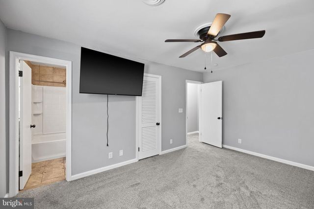498 BROOKE RD, Fredericksburg, VA 22405