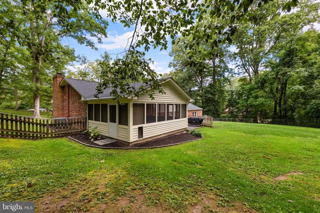 498 BROOKE RD, Fredericksburg, VA 22405