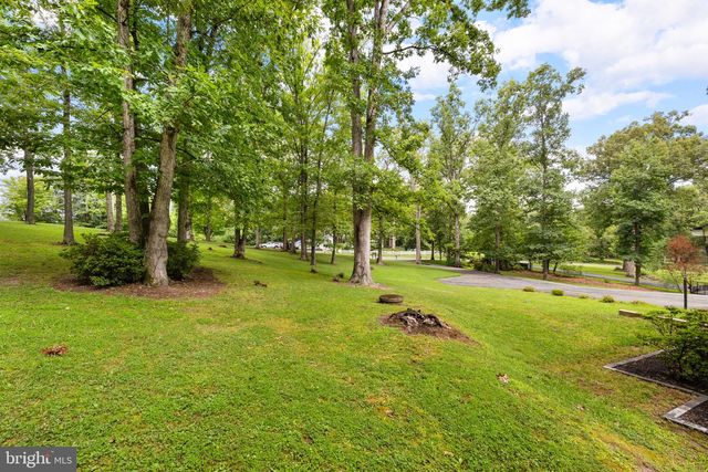 498 BROOKE RD, Fredericksburg, VA 22405