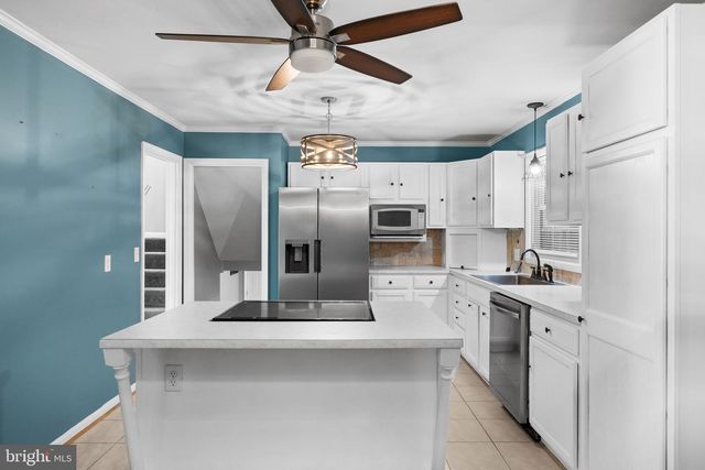 498 BROOKE RD, Fredericksburg, VA 22405