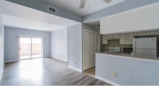 11711 Memorial Drive 611, Houston, TX 77024