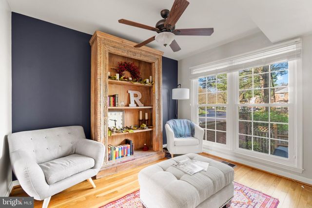 9762 CARDINAL RD, Fairfax, VA 22030