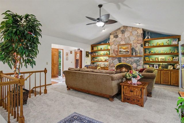 7930 Crestview Drive, Belmont, MI 49306