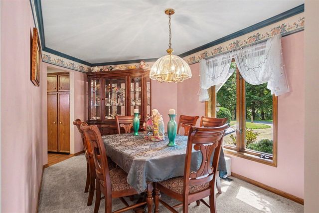 7930 Crestview Drive, Belmont, MI 49306