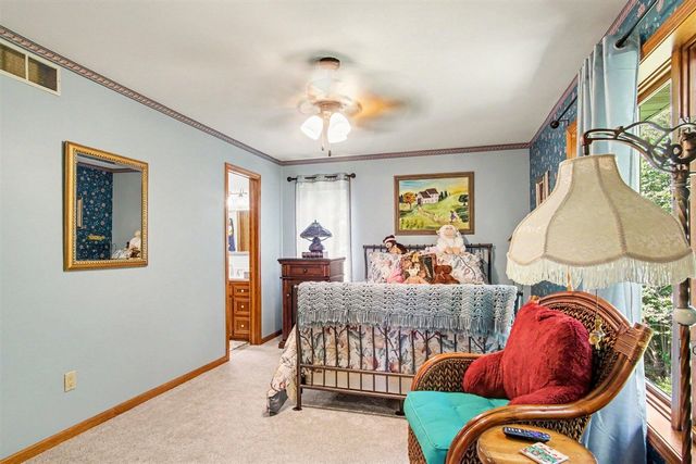 7930 Crestview Drive, Belmont, MI 49306