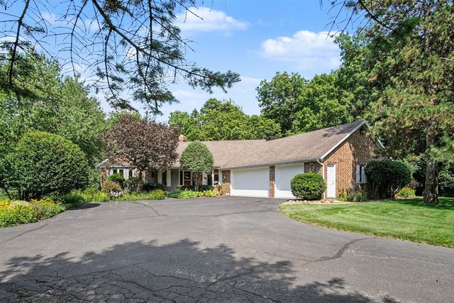 7930 Crestview Drive, Belmont, MI 49306