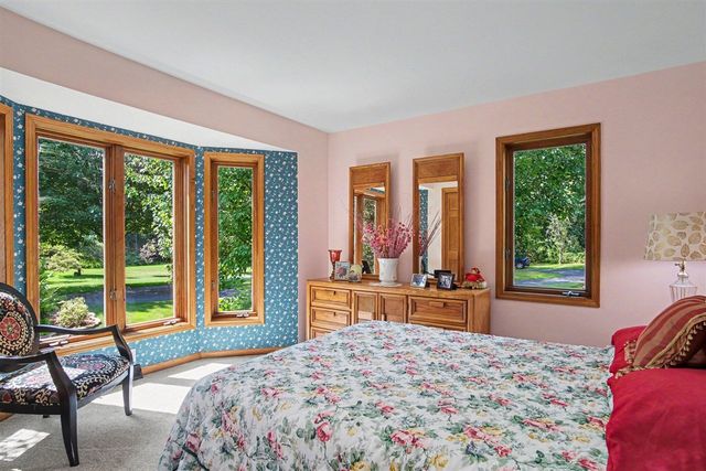 7930 Crestview Drive, Belmont, MI 49306