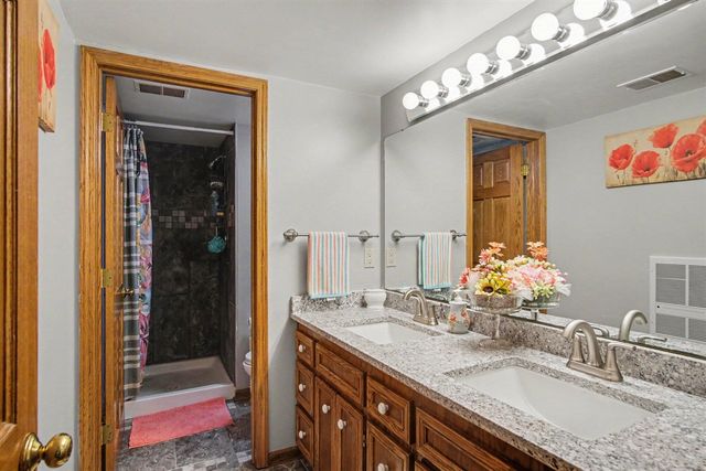 7930 Crestview Drive, Belmont, MI 49306