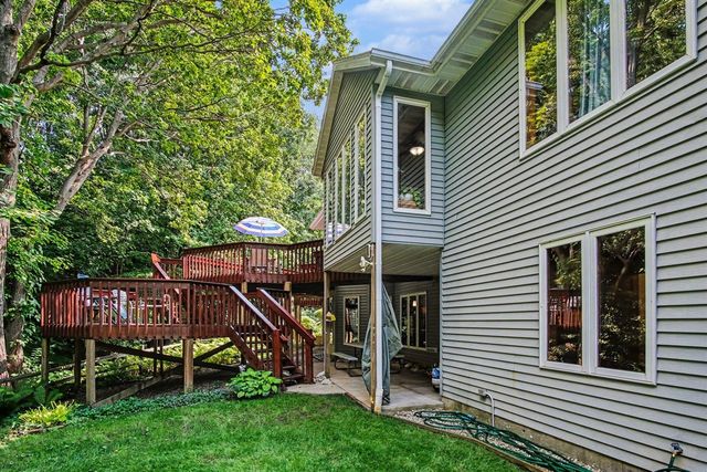 7930 Crestview Drive, Belmont, MI 49306