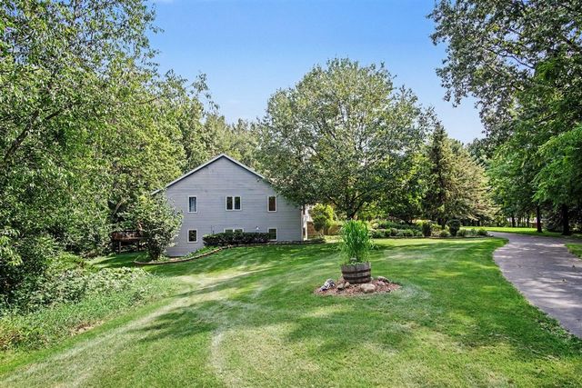 7930 Crestview Drive, Belmont, MI 49306