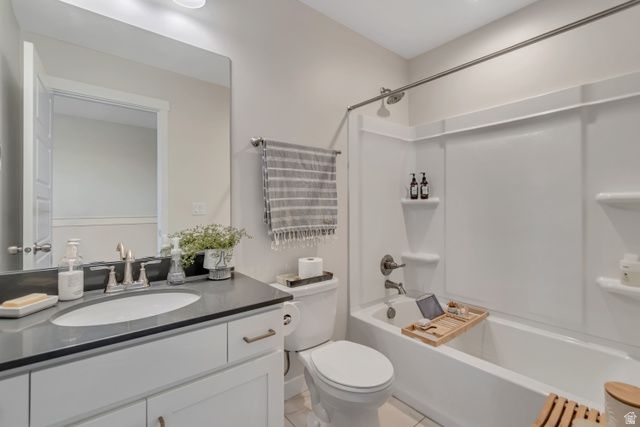 5959 W LAKE AVE, South Jordan, UT 84009