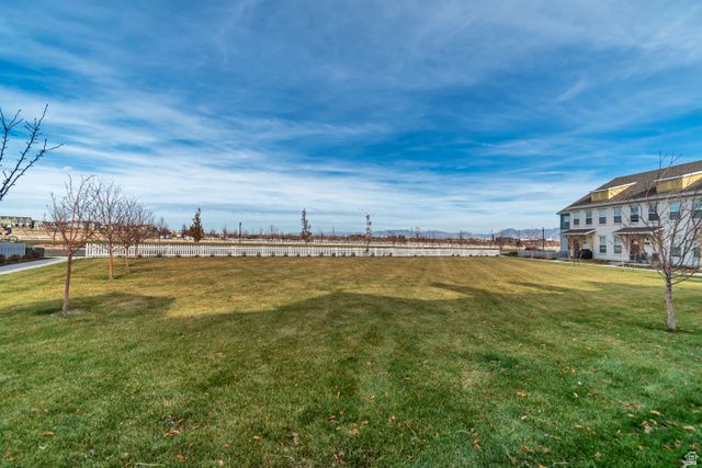 5959 W LAKE AVE, South Jordan, UT 84009