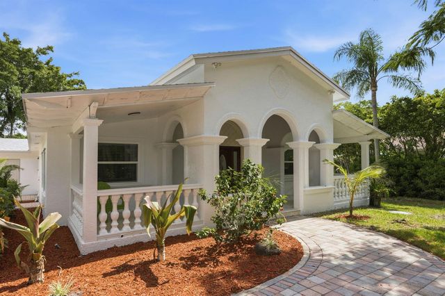 4793 Badger Avenue, West Palm Beach, FL 33417