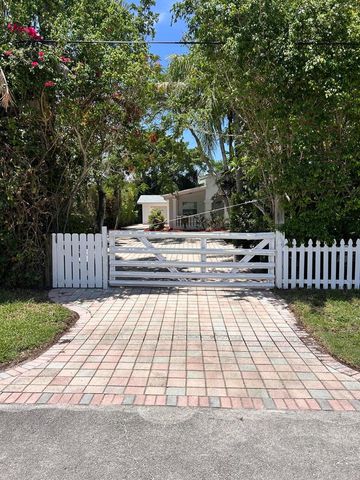 4793 Badger Avenue, West Palm Beach, FL 33417