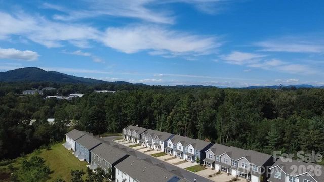 71 Cain Hollow Way, Asheville, NC 28806