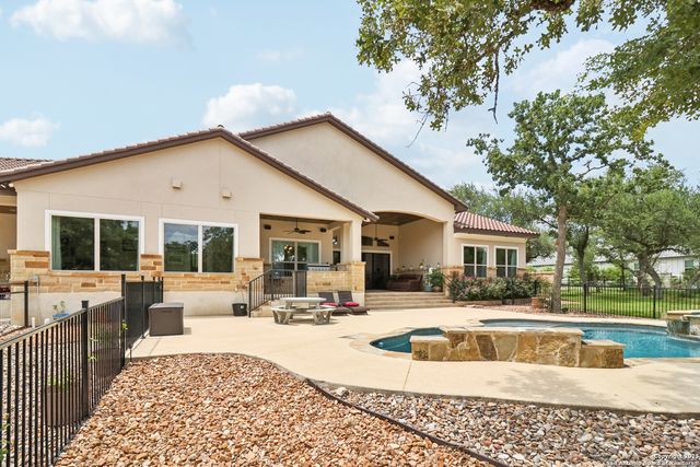 965 Jenny Leigh, Bulverde, TX 78163