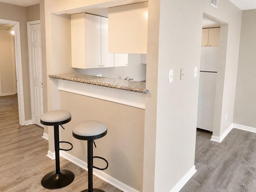 217 Church St 105, Galveston, TX 77550
