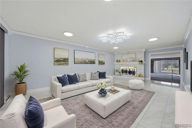 205 Troy Del Way, Amherst, NY 14221