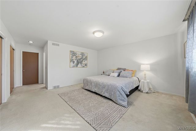 205 Troy Del Way, Amherst, NY 14221