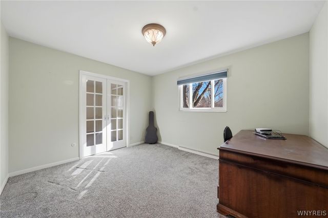 205 Troy Del Way, Amherst, NY 14221