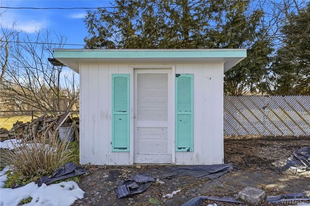 205 Troy Del Way, Amherst, NY 14221