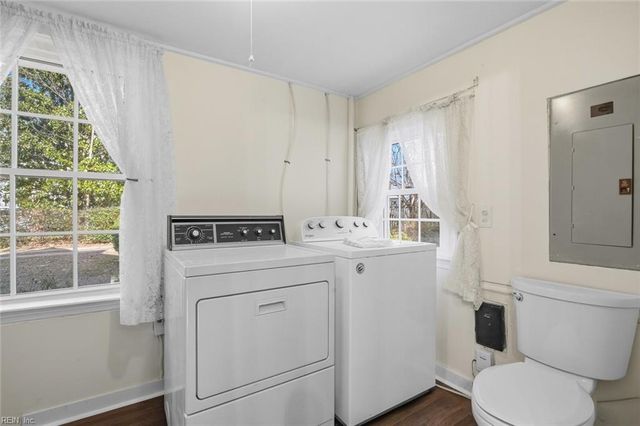 68 Hopkins ST, Newport News, VA 23601