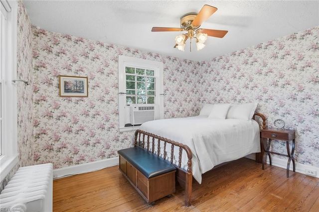 68 Hopkins ST, Newport News, VA 23601