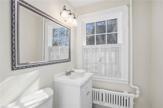 68 Hopkins ST, Newport News, VA 23601