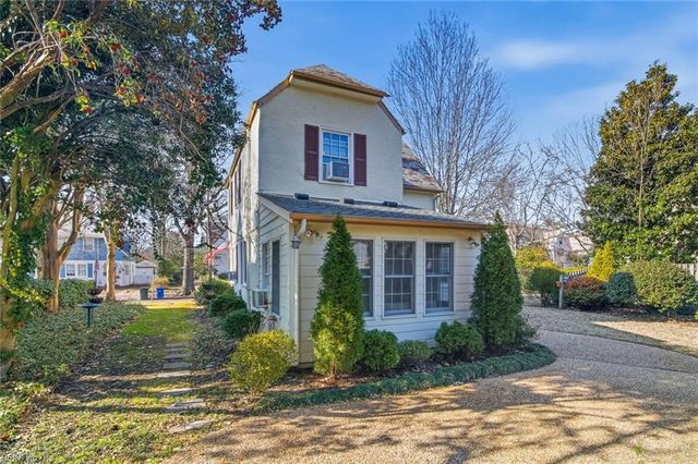 68 Hopkins ST, Newport News, VA 23601