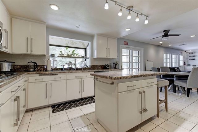 10437 Sunnybrae, Chatsworth, CA 91311