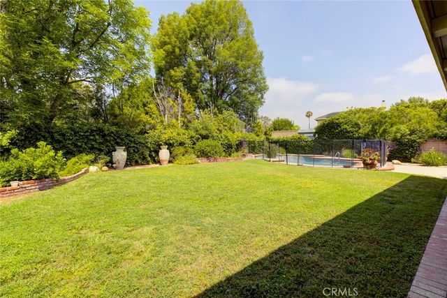 10437 Sunnybrae, Chatsworth, CA 91311
