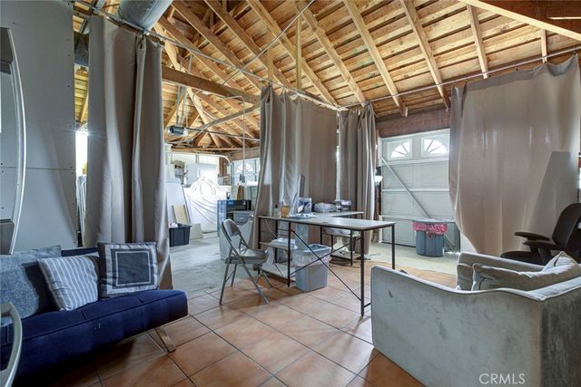 10437 Sunnybrae, Chatsworth, CA 91311