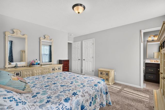 4932 Crestbrook Drive, Lockbourne, OH 43137